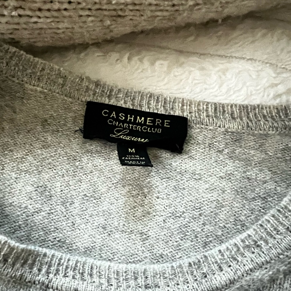 Charter Club Luxury Cashmere Sweater Basic Grey size Medium - Picture 2 of 4